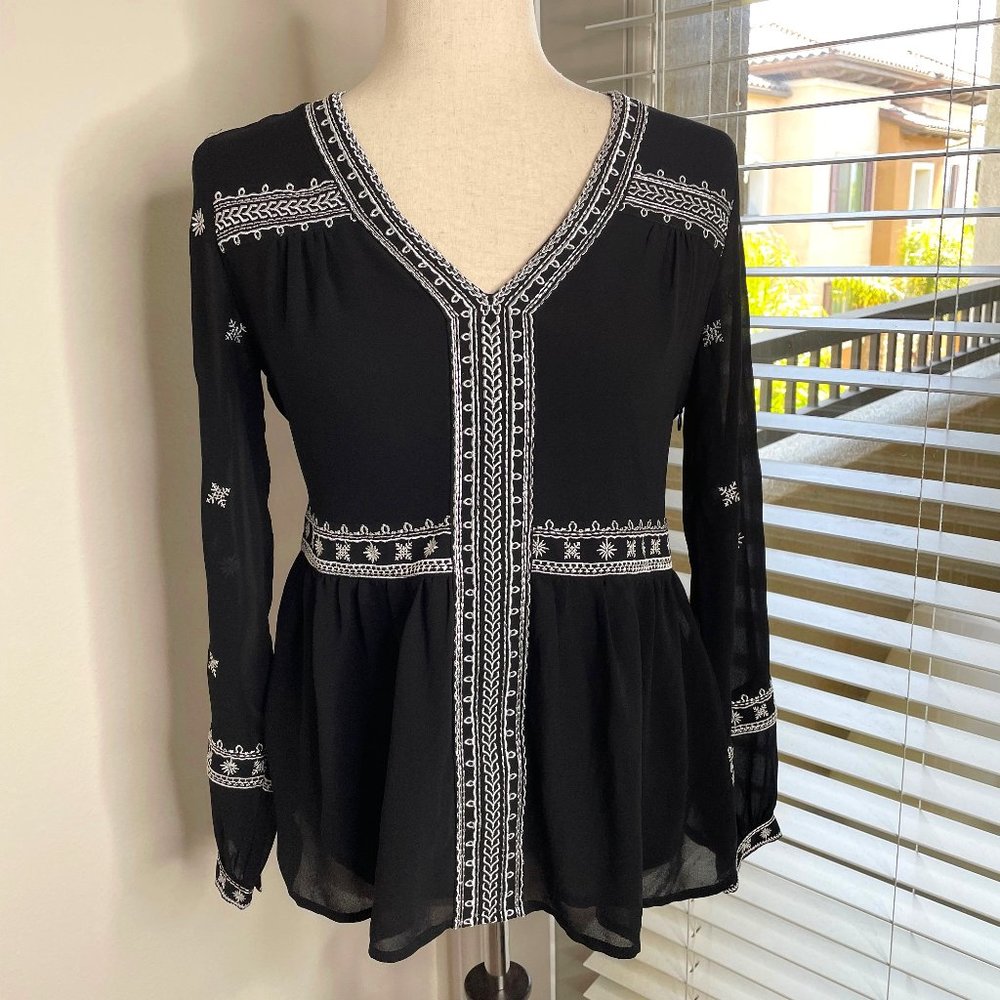 W. by Wantable Boho Bell Sleeve Embroidered Blouse